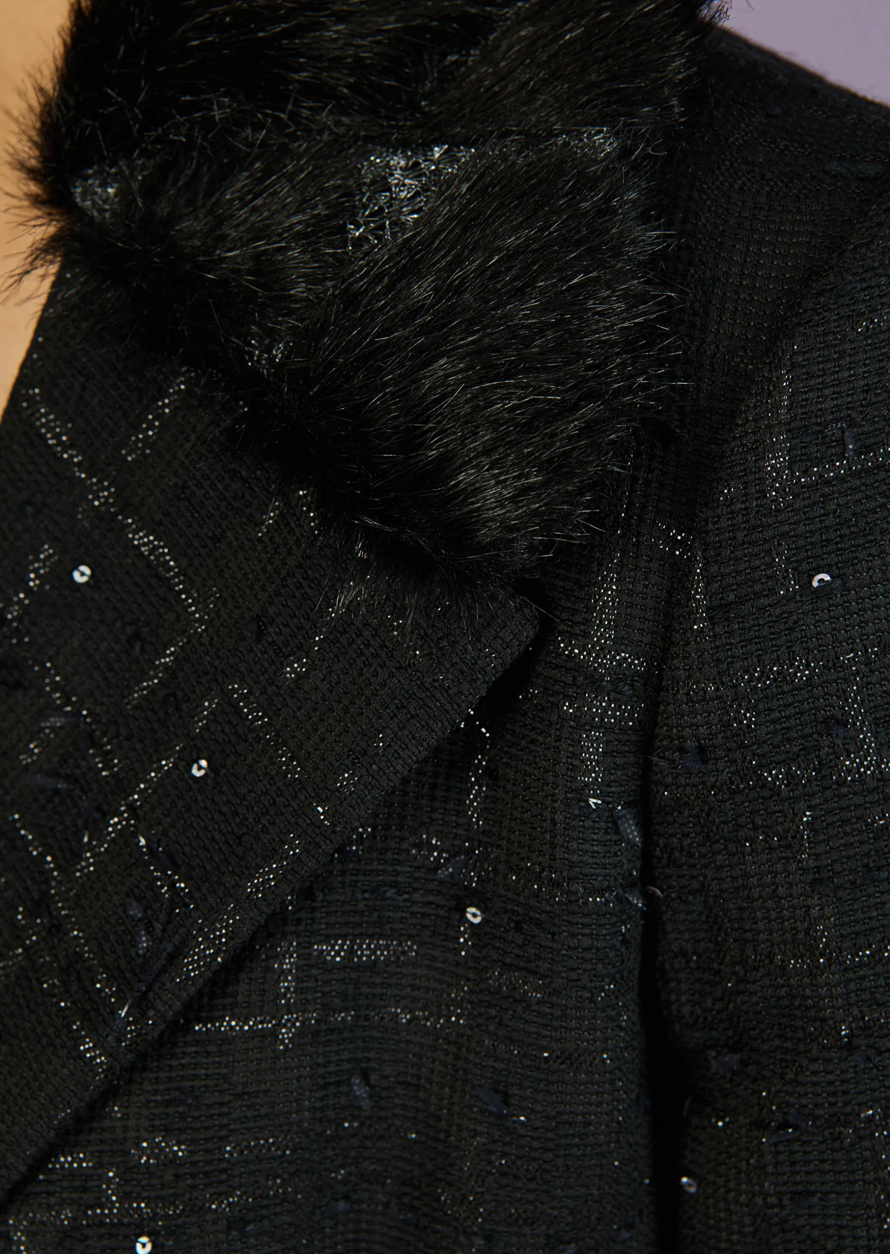 Coat Muna1